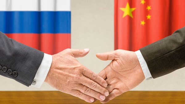 外交部：对俄罗斯持普通护照人员试行免签政策